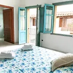 S'aposentu فندق مبيت وإفطار 3*